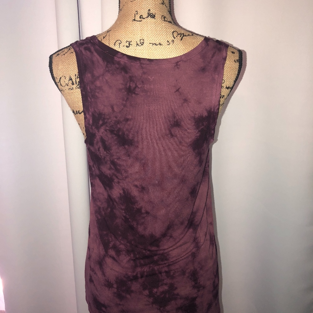 AEO Top - Picture 2 of 4